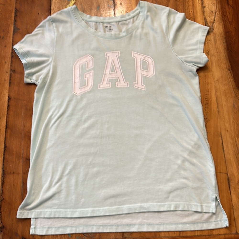 Gap t-shirt - Picture 3 of 8